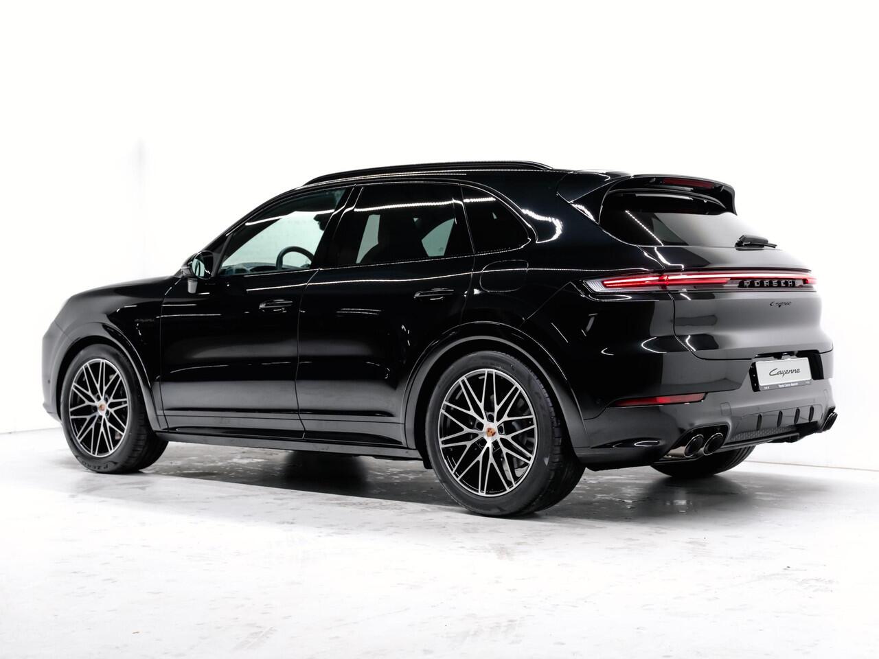 Porsche CAYENNE E-Hybrid Black Edition