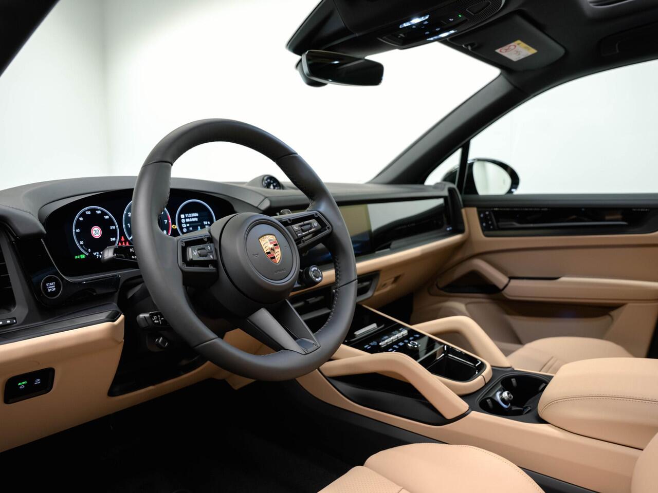 Porsche CAYENNE E-Hybrid Black Edition