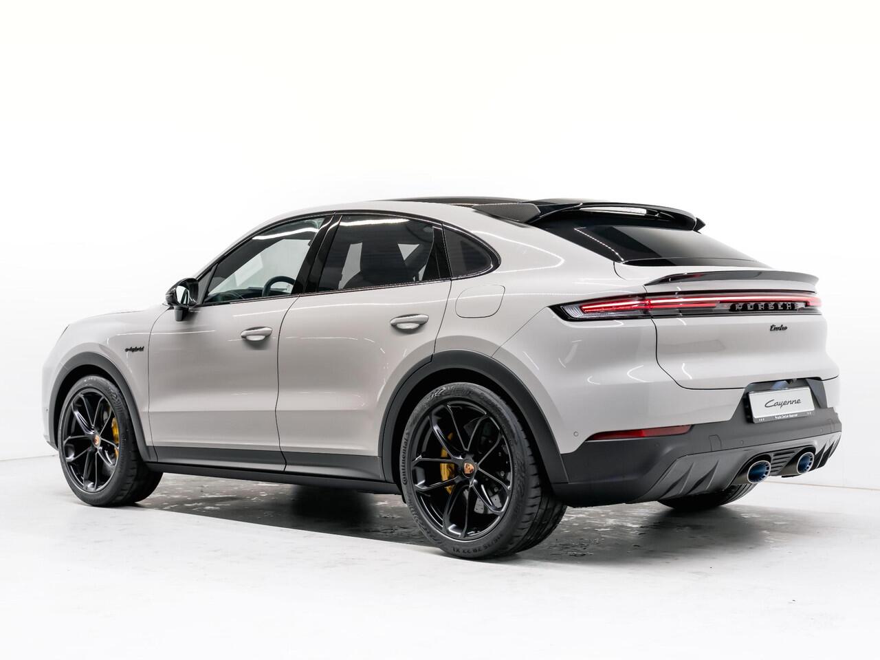 Porsche CAYENNE Turbo E-Hybrid Coupé with GT Package