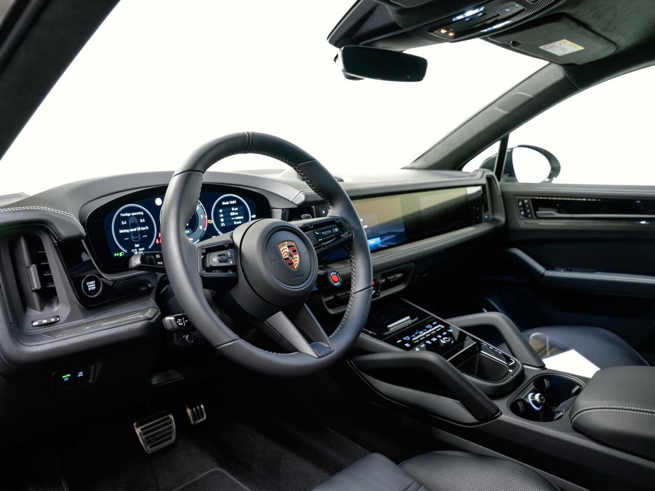 Porsche CAYENNE Turbo E-Hybrid Coupé with GT Package