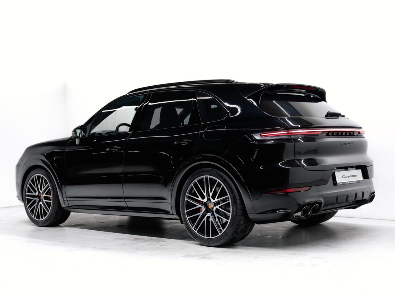 Porsche CAYENNE S E-Hybrid Black Edition