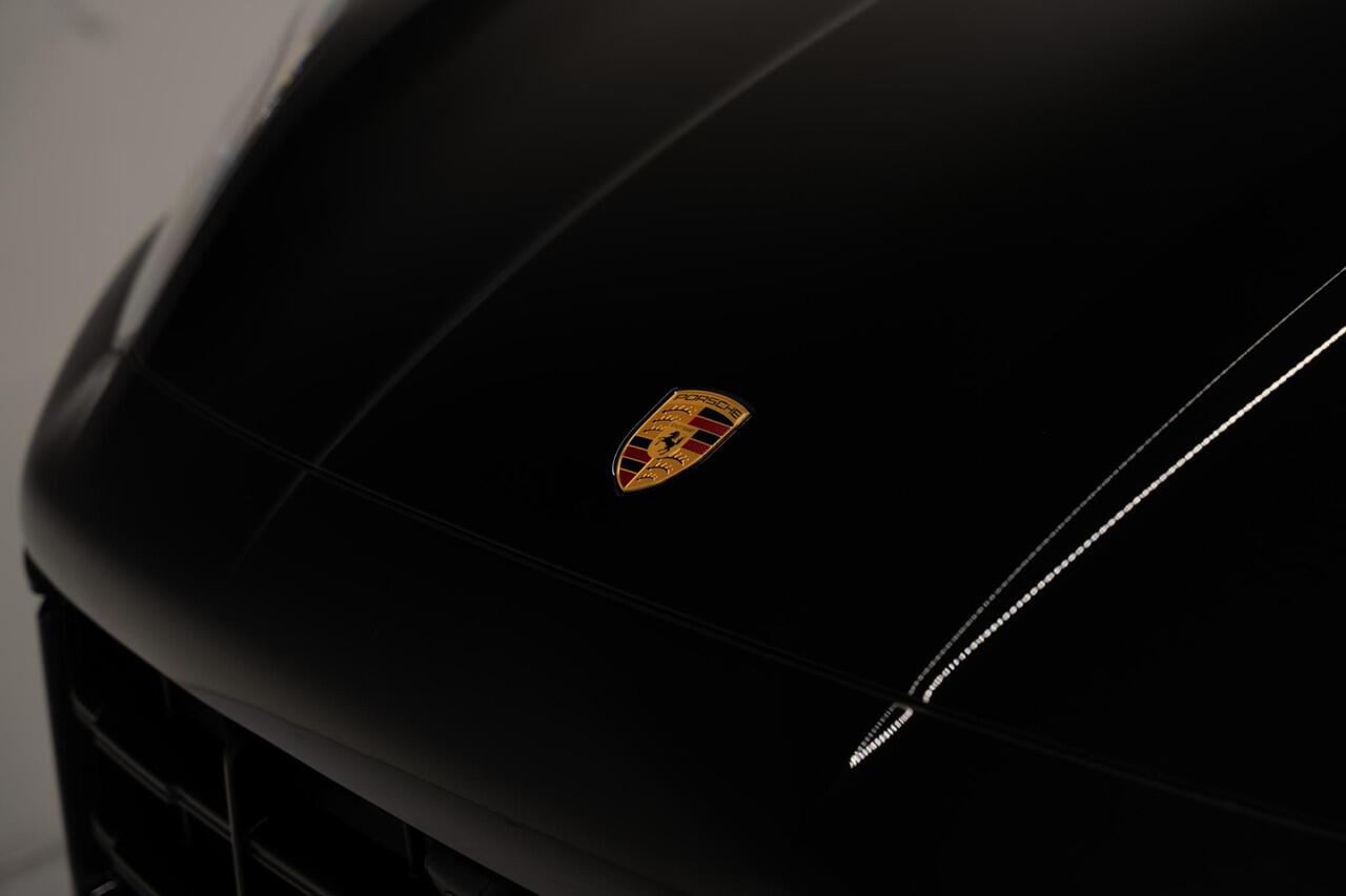 Porsche CAYENNE S E-Hybrid Black Edition