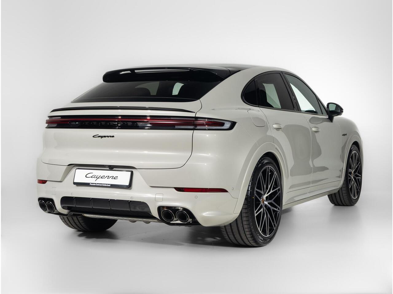 Porsche CAYENNE Coupé E-Hybrid Black Edition