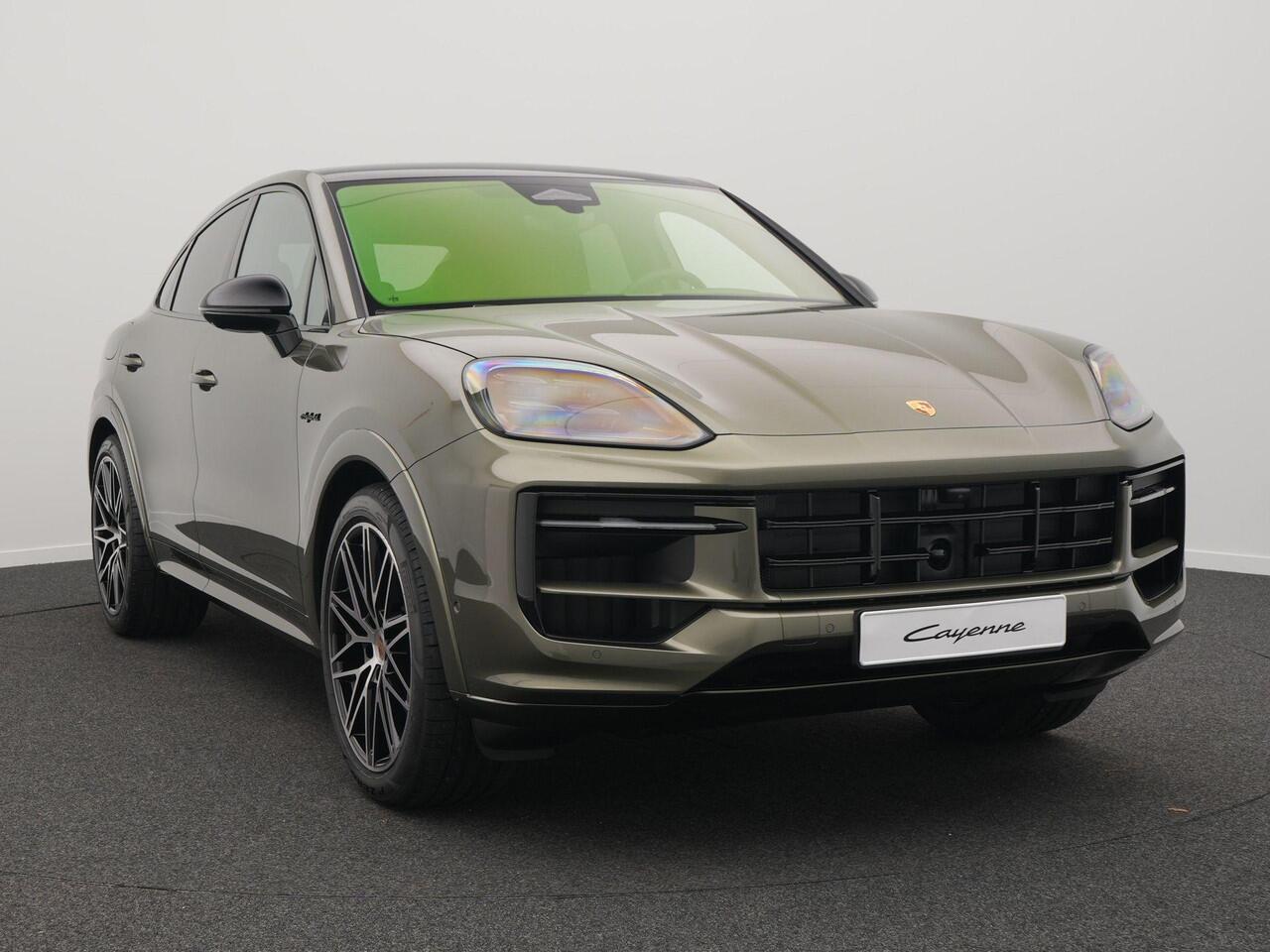 Porsche CAYENNE E-Hybrid Black Edition Coupé