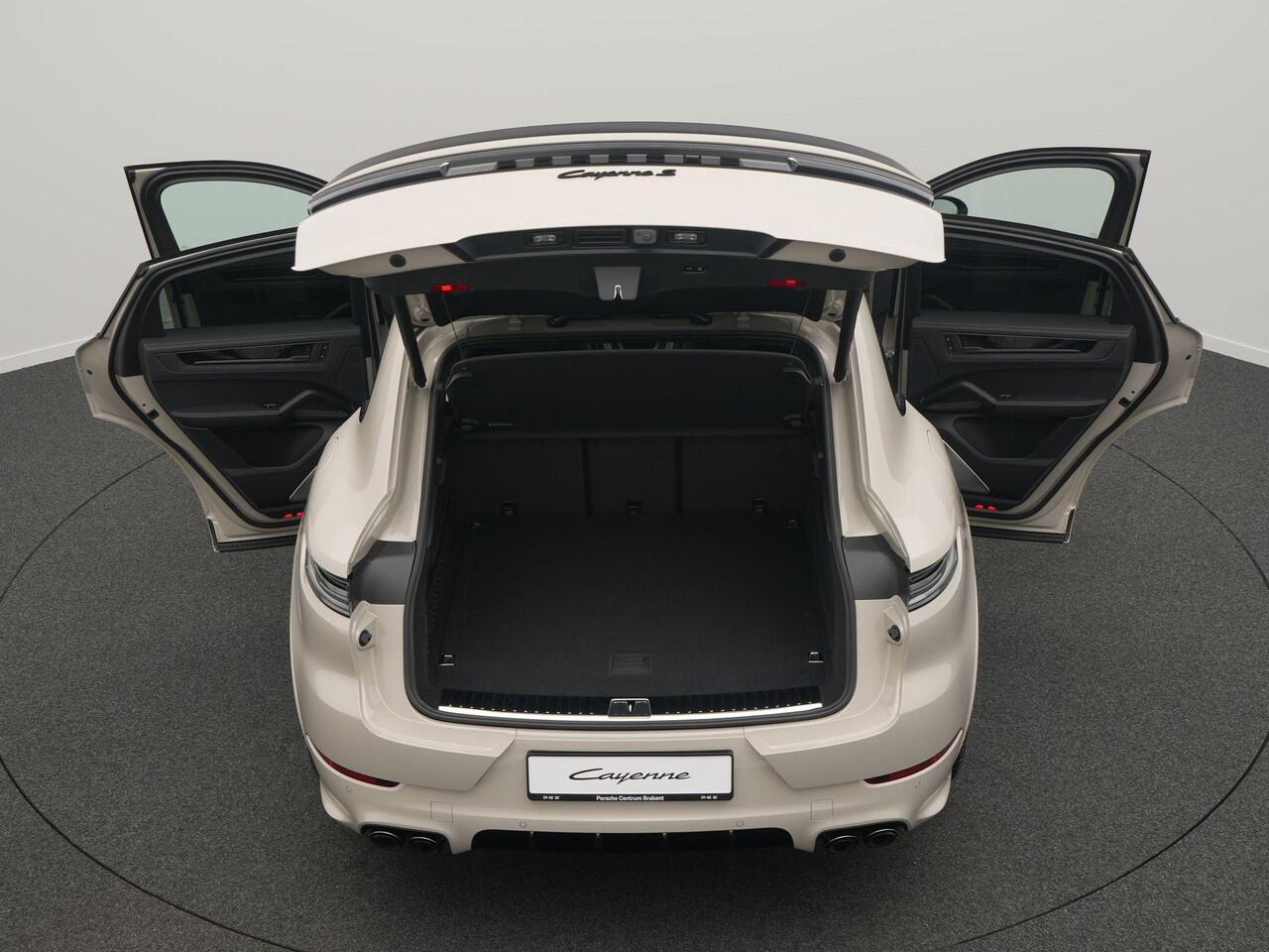 Porsche CAYENNE Coupé S E-Hybrid Black Edition
