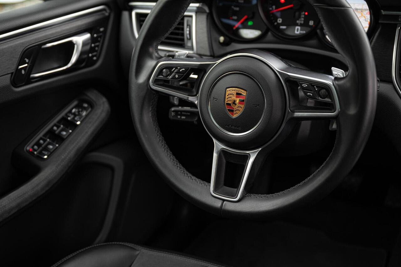 Porsche MACAN 3.0 GTS 360pk | Panorama | PASM | Carplay | El.Trekh