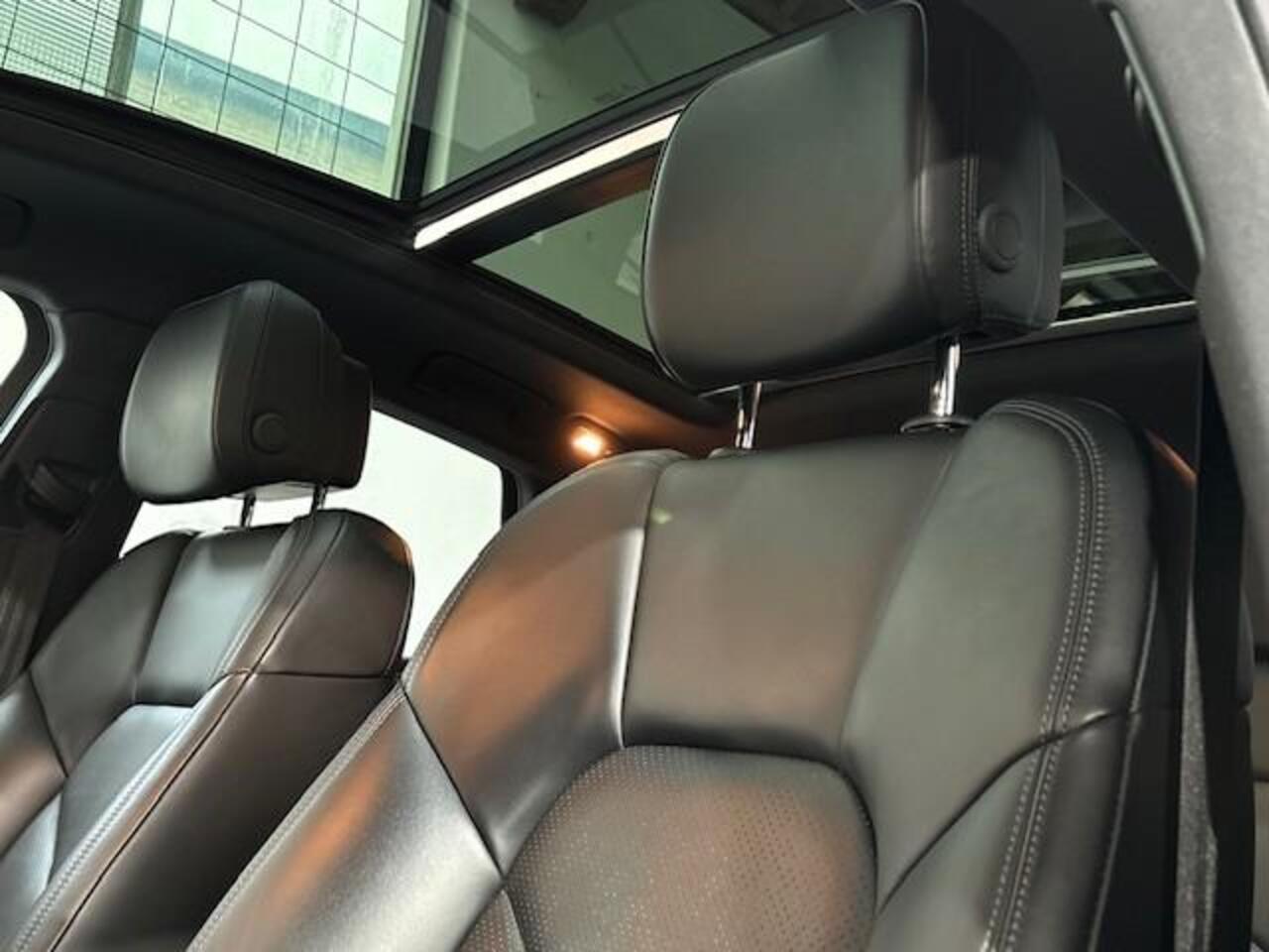 Porsche MACAN 2.0 | Panoramadak | Luchtvering | Apple Car Play | Memory | Onderhoudshistorie |