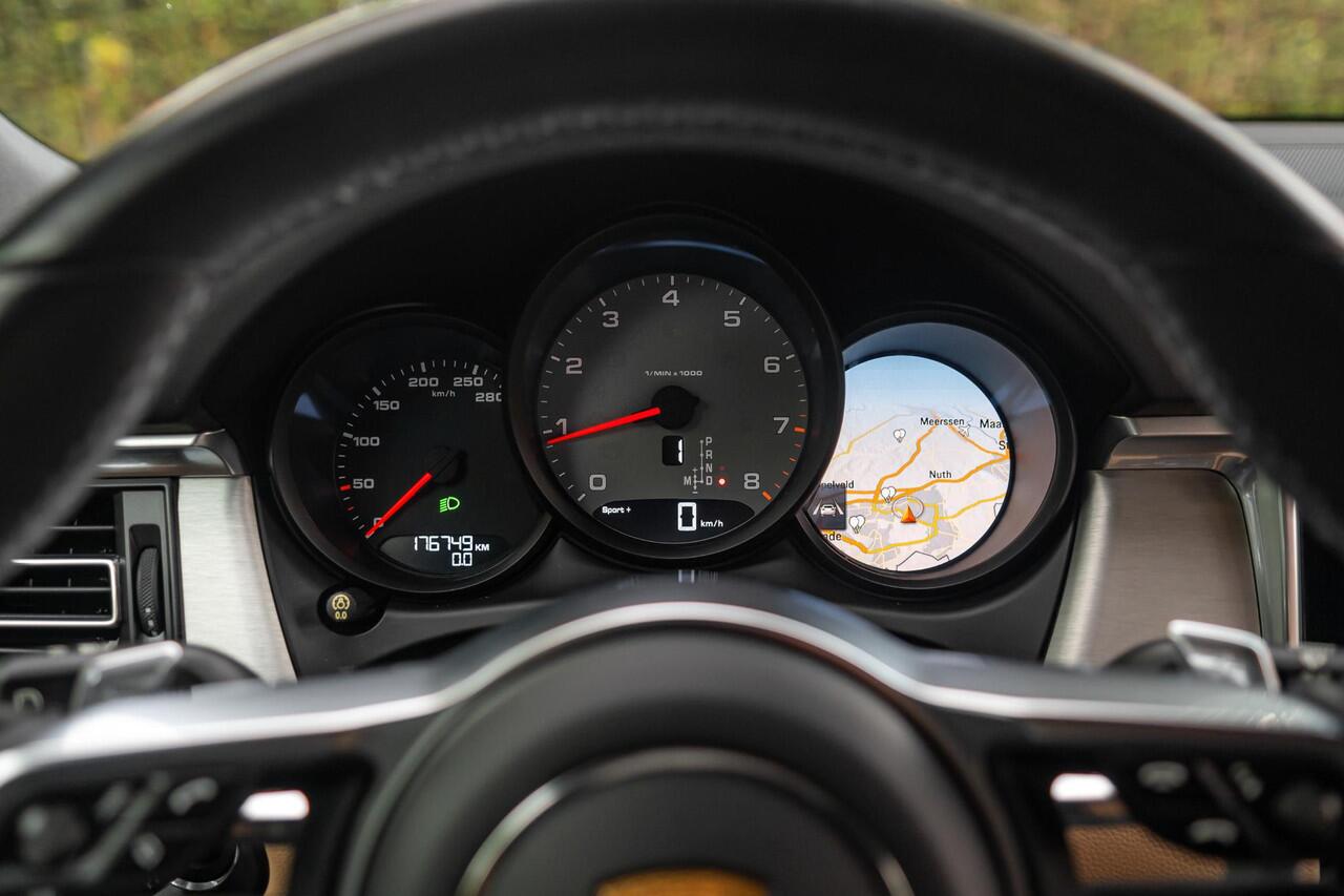 Porsche MACAN S 354pk | BiColor | Lucht | 360gr | Chrono | 1. Eig.