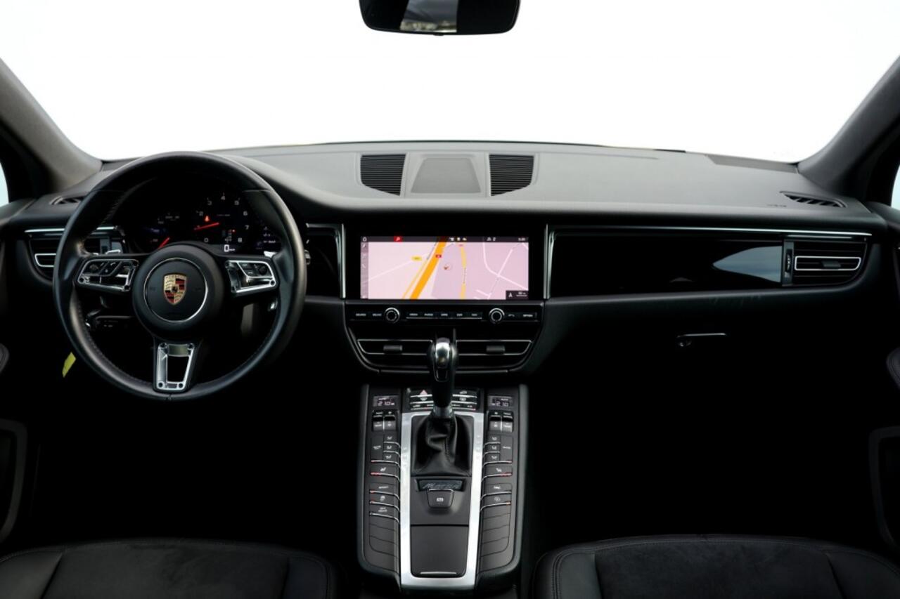 Porsche MACAN 2.0 - 245 pk **Pano / BOSE / Camera / Memory stoel