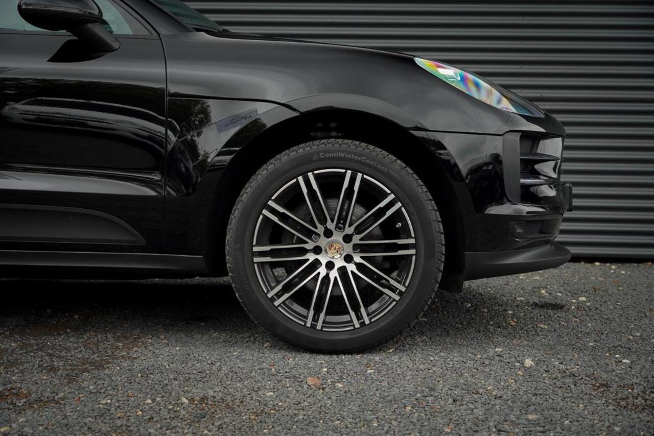 Porsche MACAN 2.0 / Panoramadak / Incl BTW / 20'' / Stoelverwarming