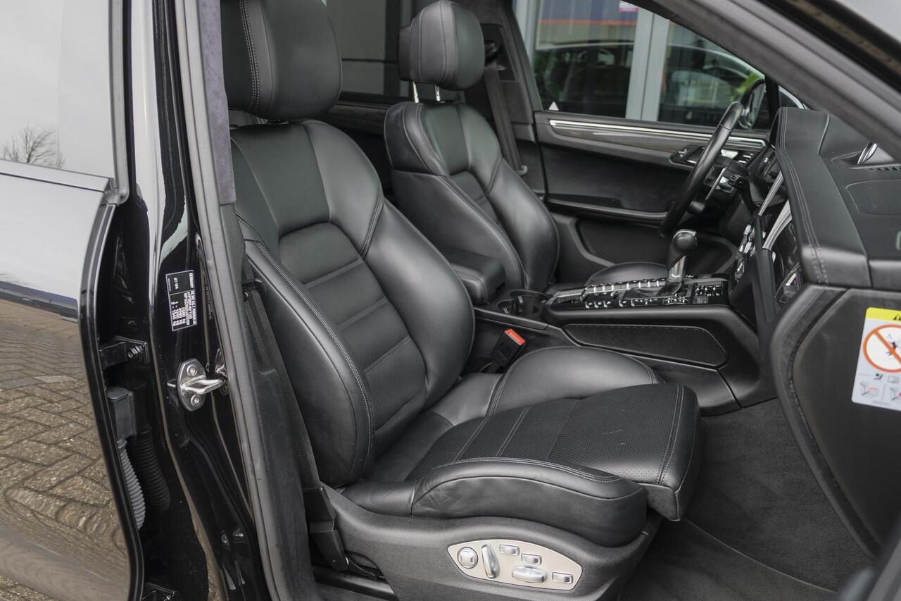 Porsche MACAN 2.9 Turbo 441pk Panoramadak Luchtvering Adaptive cruise PDLS plus 18-weg stoelen
