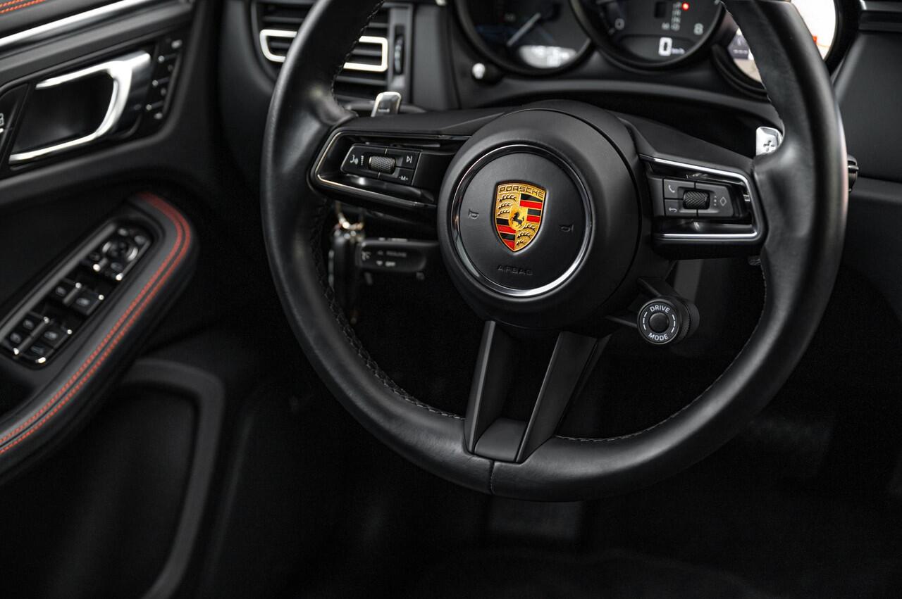 Porsche MACAN 2.0 265pk | BOSE | Carplay | Pano | 21inch | Camera | 1e Eig.