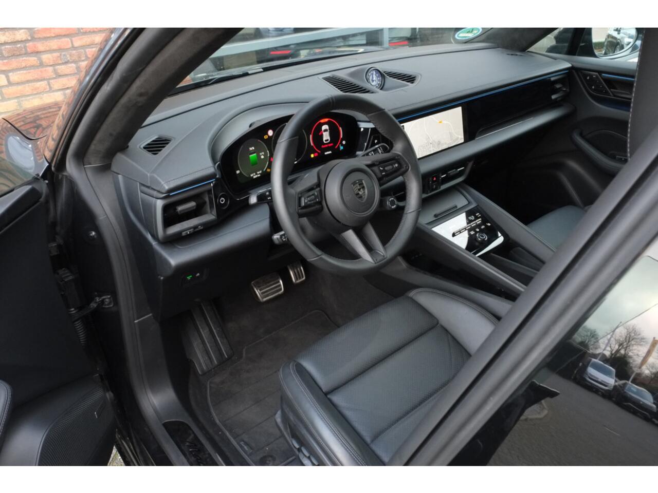 Porsche MACAN Turbo 100 kWh Panoramadak, ACC, 360° Camera