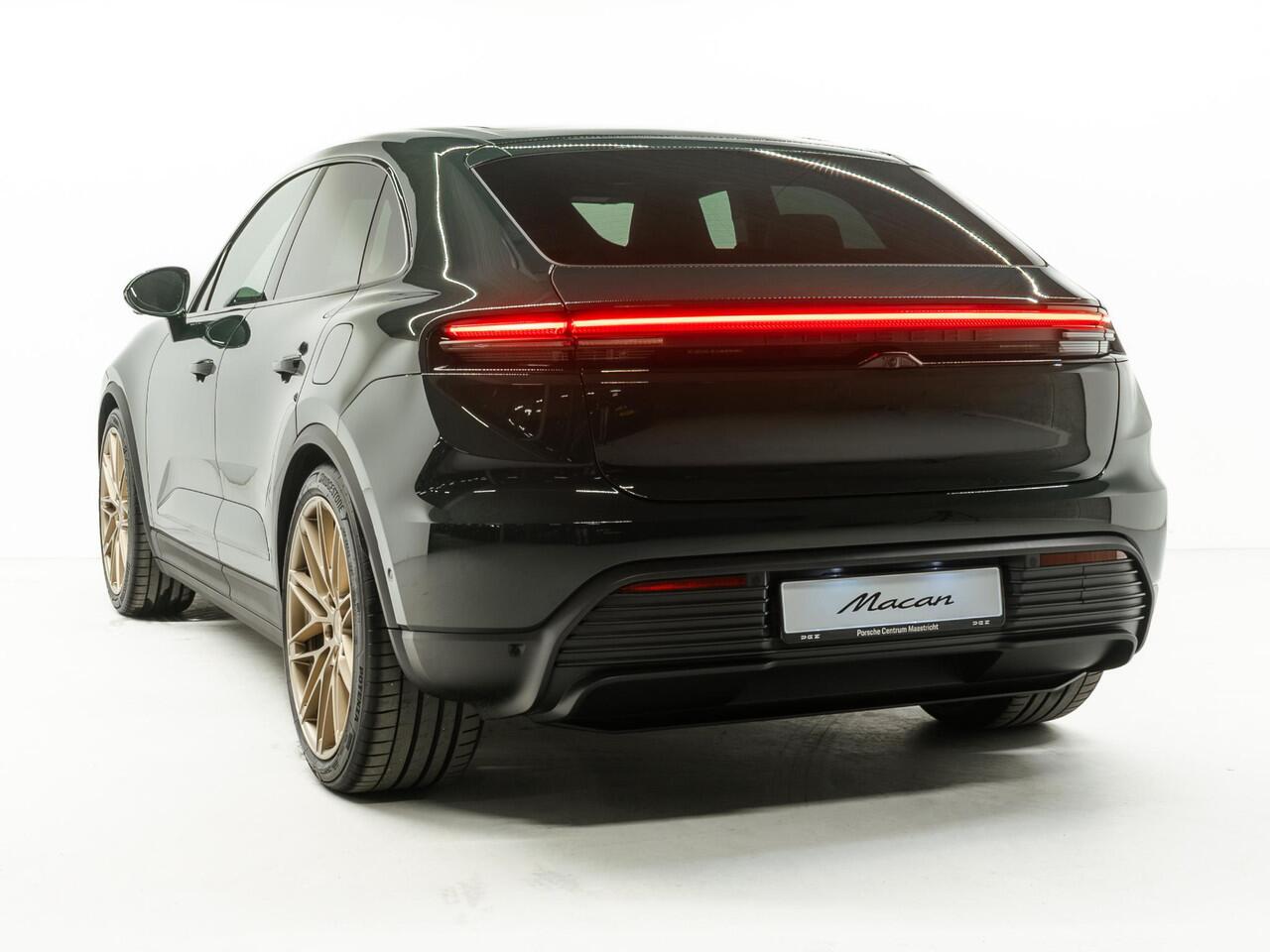 Porsche MACAN 100 kWh Porsche Macan