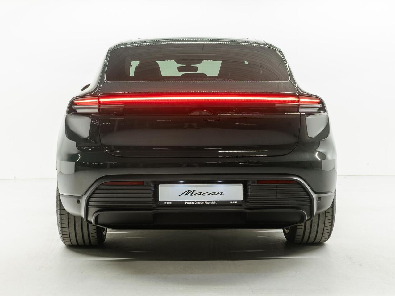 Porsche MACAN 100 kWh Porsche Macan