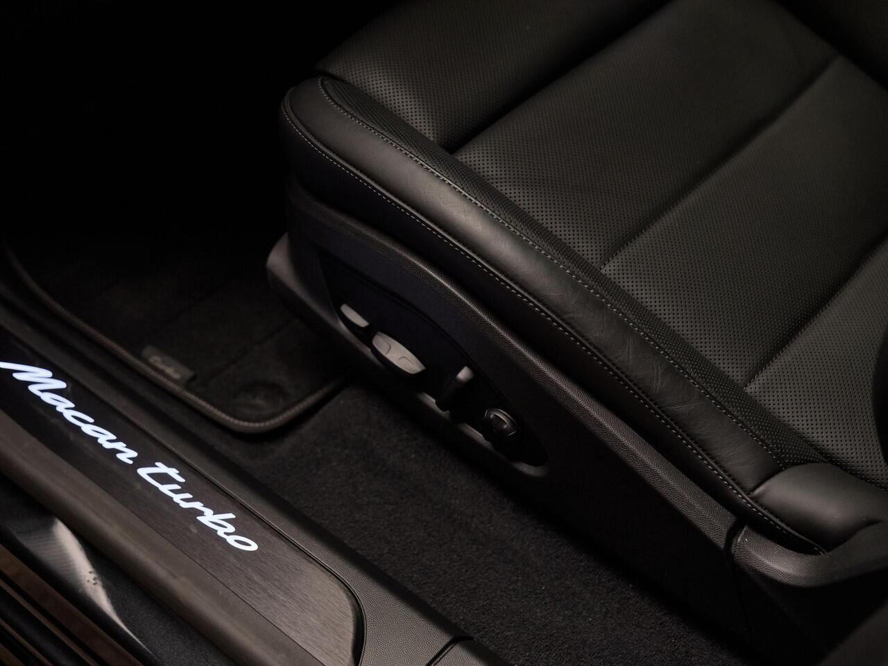 Porsche MACAN Turbo, pano, tr.haak, 22", Burmester, HUD, surround view, bijrijdersdisplay, matrix-LED, luchtv., privacy