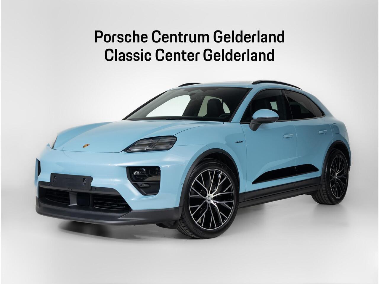 Porsche MACAN 4