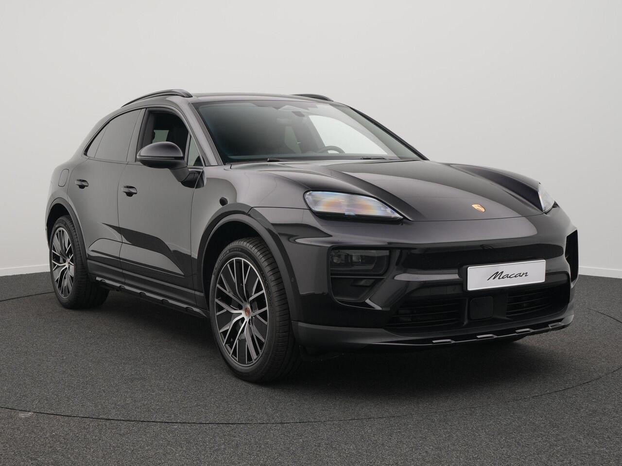 Porsche MACAN 4