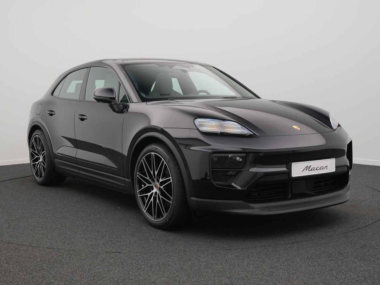 Porsche MACAN 4