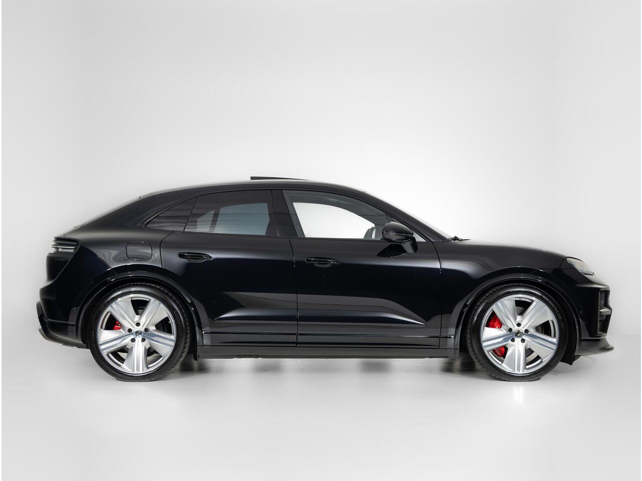Porsche MACAN Turbo
