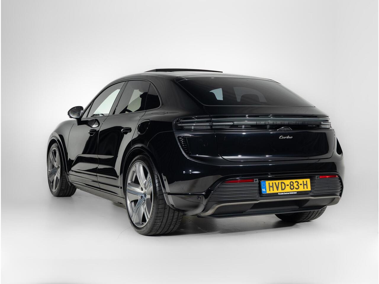 Porsche MACAN Turbo