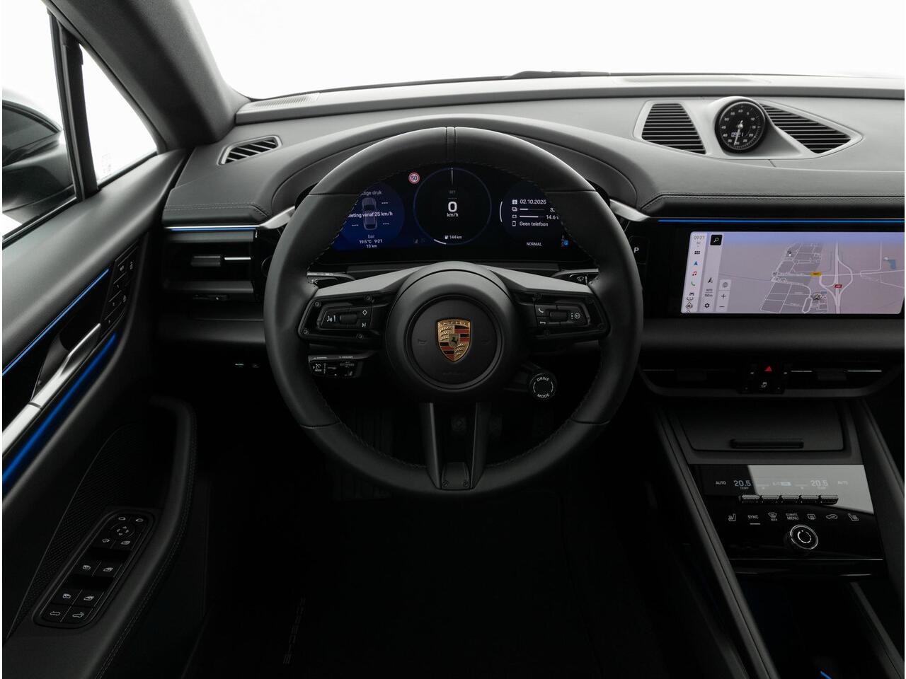 Porsche MACAN 4