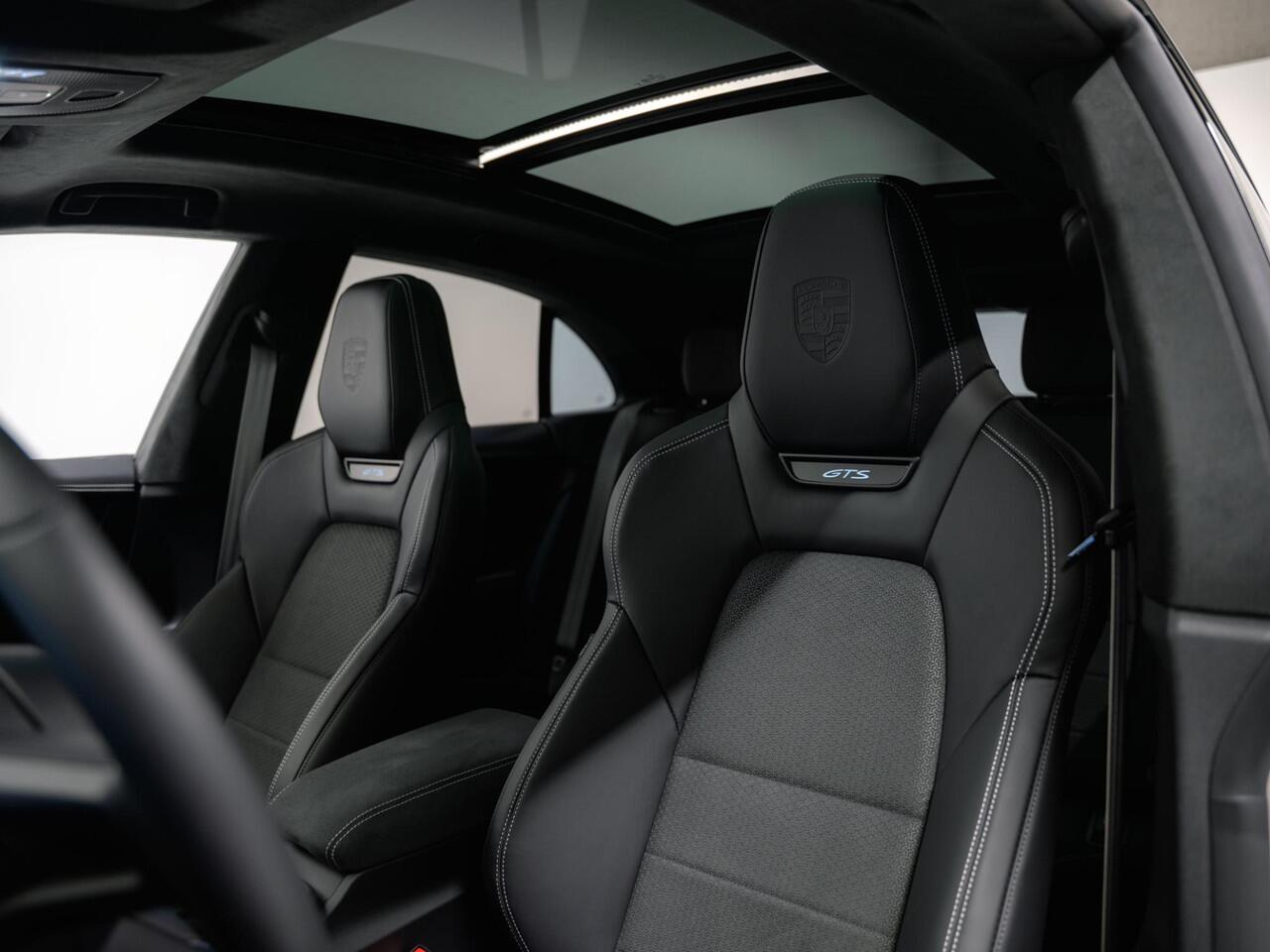 Porsche MACAN GTS