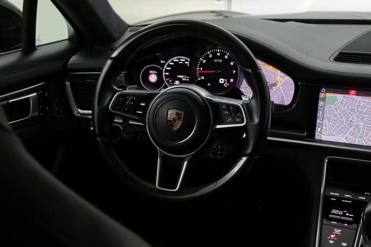 Porsche PANAMERA 4.0 GTS | Panoramadak | Head-Up | Adaptive cruise | Matrix LED | Carbon | Nachtzicht | Stoel & stuurverwarming | Camera | Leder | Sport Chrono | Navigatie | Luchtvering | Memory