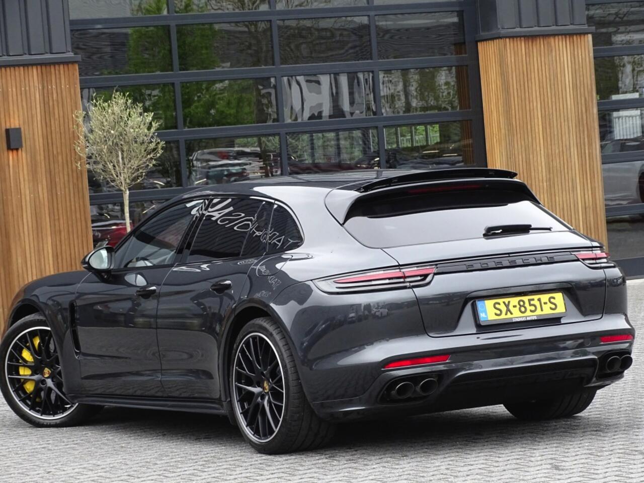 Porsche PANAMERA 4.0 Turbo S E-hybrid V8 680PK+ / CERAMIC / CARBON / LED