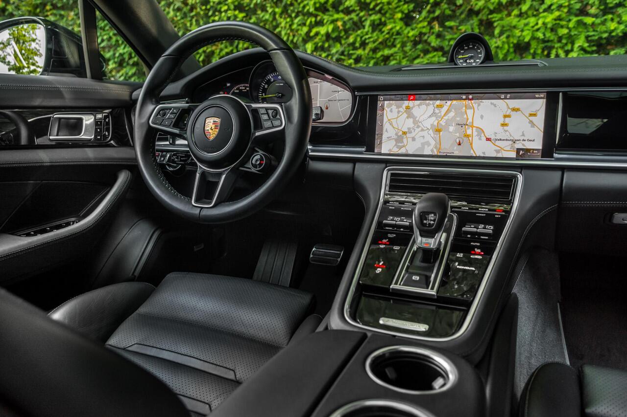 Porsche PANAMERA Sport Turismo 4 E-Hybrid | SportDesign | ACC | SoftClose | Panorama | SportUitl | Luchtv |