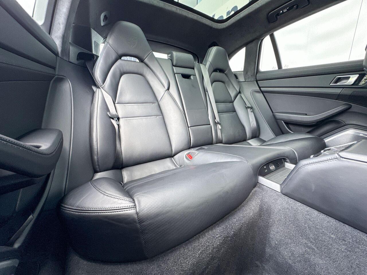 Porsche PANAMERA Sport Turismo 4.0 Turbo S E-Hybrid | Selections