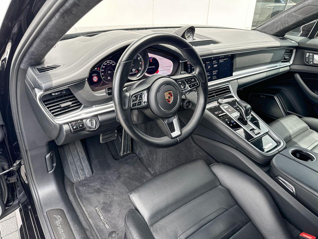 Porsche PANAMERA Sport Turismo 4.0 Turbo S E-Hybrid | Selections