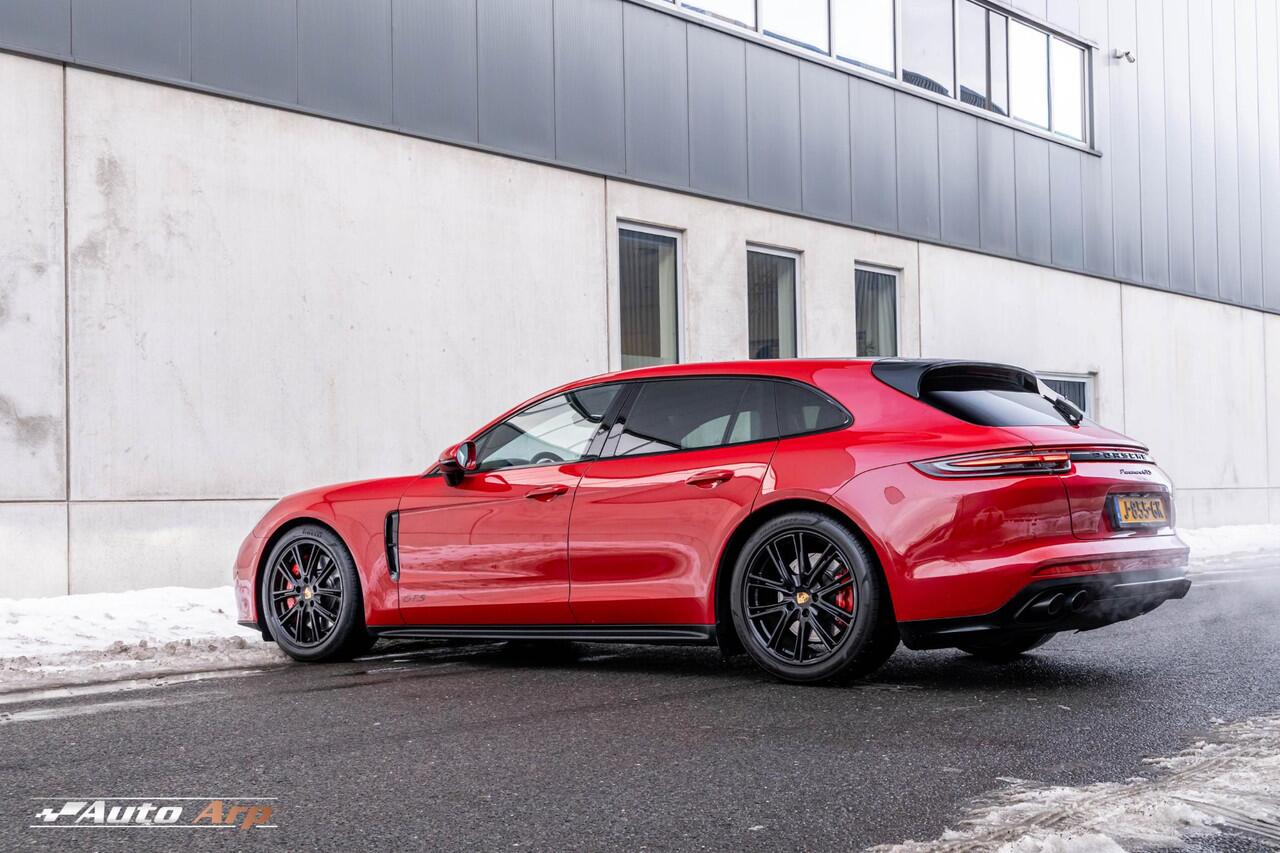 Porsche PANAMERA Sport Turismo 4.0 GTS
