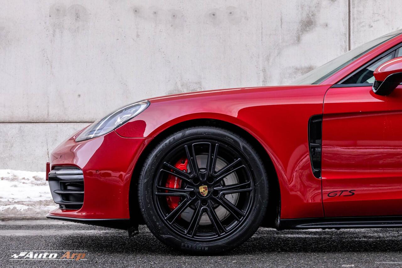 Porsche PANAMERA Sport Turismo 4.0 GTS