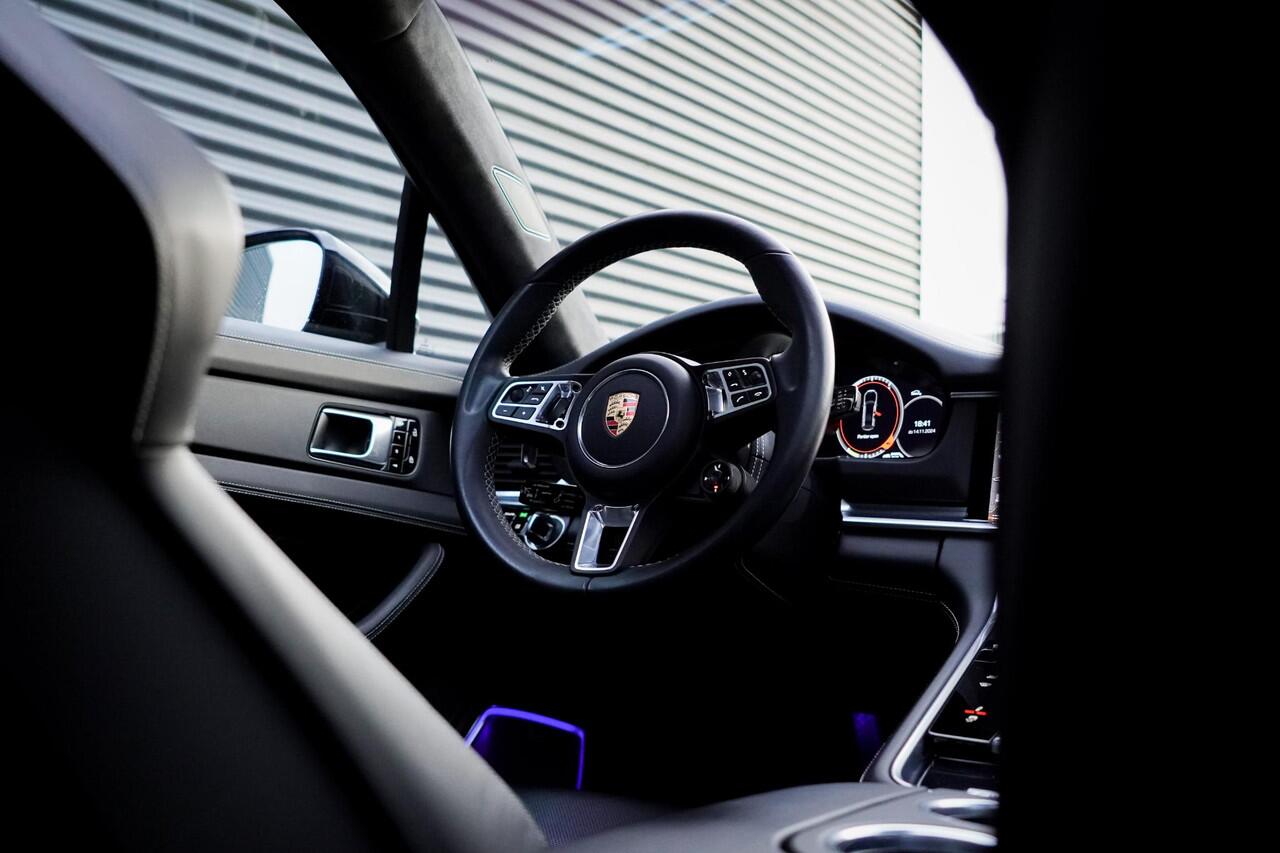 Porsche PANAMERA 4.0 Turbo S E-Hybrid / NL Auto / Burmester / Pano / Sportuitlaat