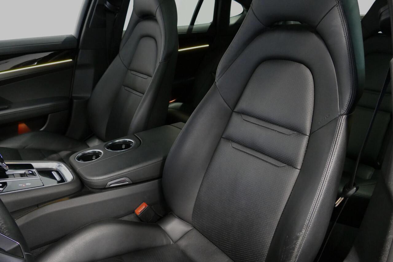 Porsche PANAMERA 2.9 4 E-Hybrid /Orig. Nederlands / Sport Design / Panoramadak / Sport uitlaat / Elektr. verstelbare voorstoelen (14-wegs) + memory / Luchtvering / Apple Carplay / Sport-Chrono / BOSE Surround Sound / Stoelverwarming / Ambienteverlichting / DAB+ / Stuurwie