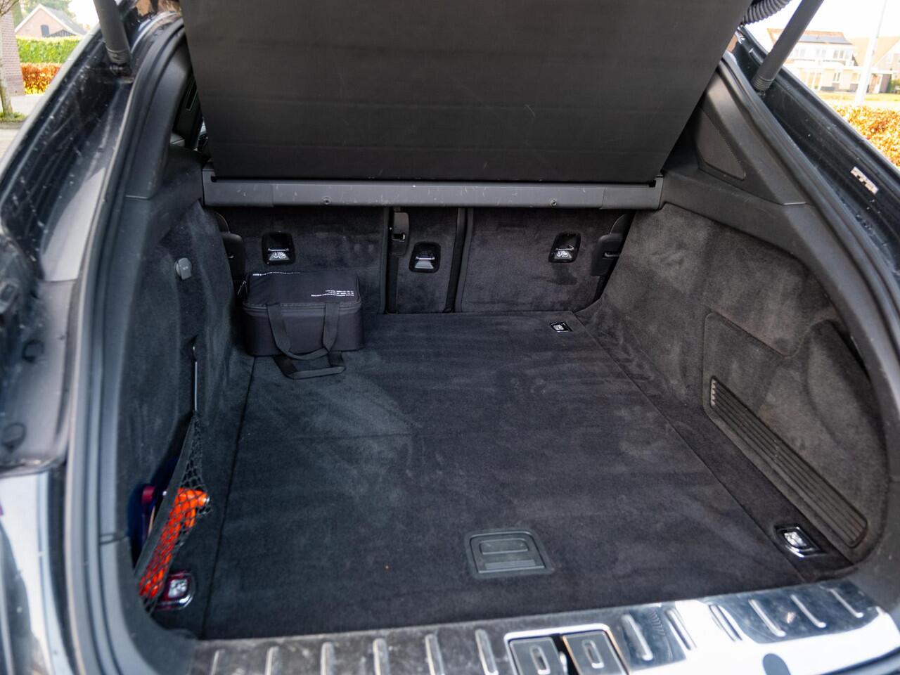 Porsche PANAMERA Sport Turismo 2.9 4 E-Hybrid 462pk | Luchtvering | Elek Panodak | Bose Surround | 21" Exclusive LM | Stoelventilatie V+A | Adap Led |  Adap Cruise | Camera | Sportuitlaat | DAB+ | Org NL