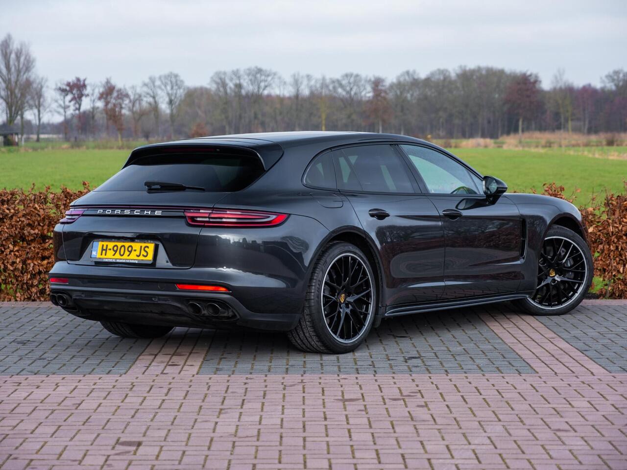 Porsche PANAMERA Sport Turismo 2.9 4 E-Hybrid 462pk | Luchtvering | Elek Panodak | Bose Surround | 21" Exclusive LM | Stoelventilatie V+A | Adap Led |  Adap Cruise | Camera | Sportuitlaat | DAB+ | Org NL