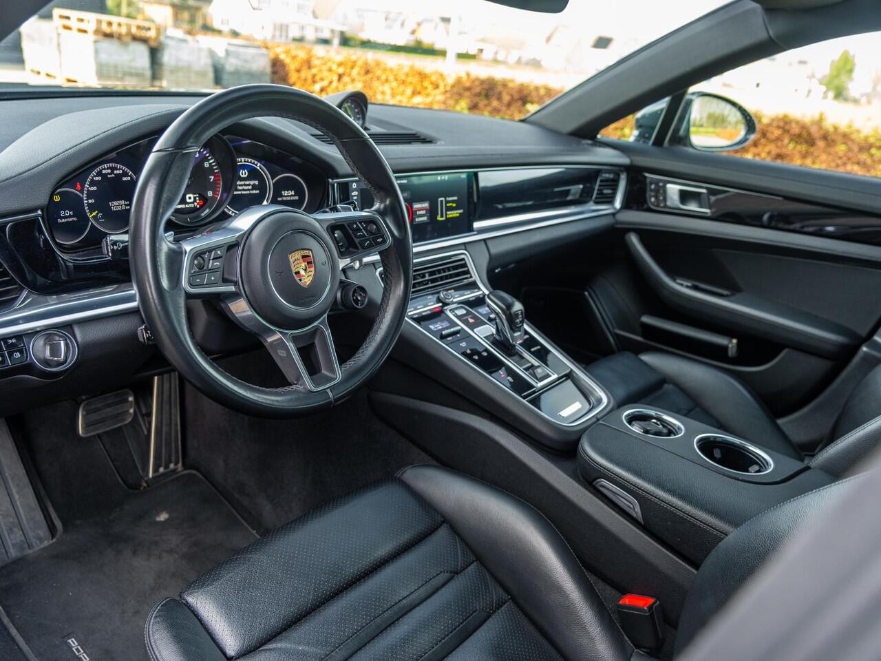 Porsche PANAMERA Sport Turismo 2.9 4 E-Hybrid 462pk | Luchtvering | Elek Panodak | Bose Surround | 21" Exclusive LM | Stoelventilatie V+A | Adap Led |  Adap Cruise | Camera | Sportuitlaat | DAB+ | Org NL