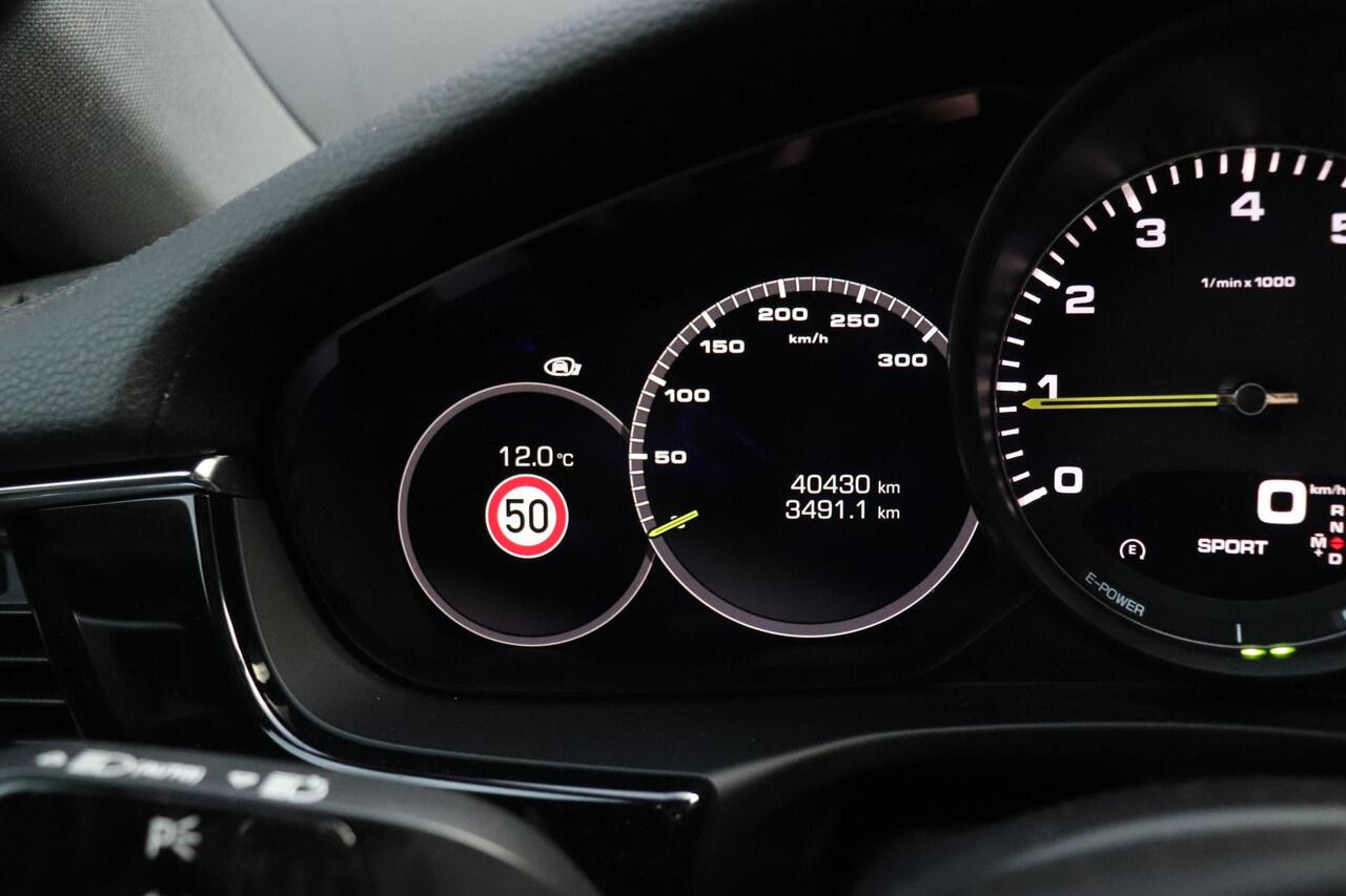 Porsche PANAMERA Sport Turismo 2.9 4 E-Hybrid Platinum Edition | BOSE | SOH 83,4% | PANO-DAK | LUCHTVERING | LEDER | SOFT-CLOSE | MEMORY | STOELVERW. | CAMERA | CRUISE | NAVI |