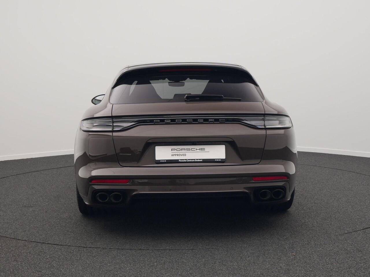 Porsche PANAMERA Sport Turismo 4 E-Hybrid Platinum Edition