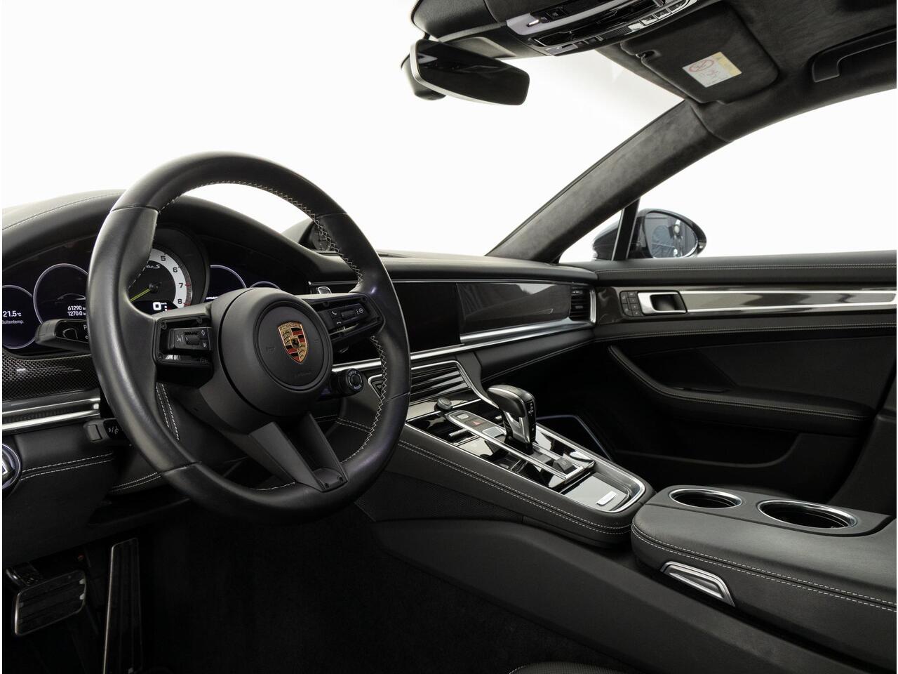 Porsche PANAMERA Turbo S E-Hybrid Sport Turismo