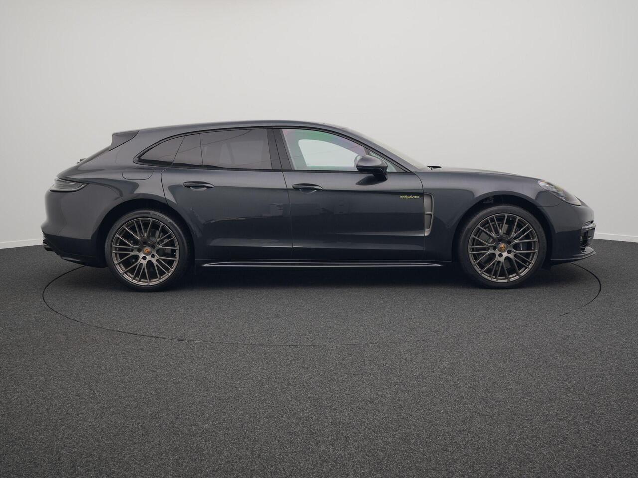 Porsche PANAMERA 4 E-Hybrid Sport Turismo Platinum Edition