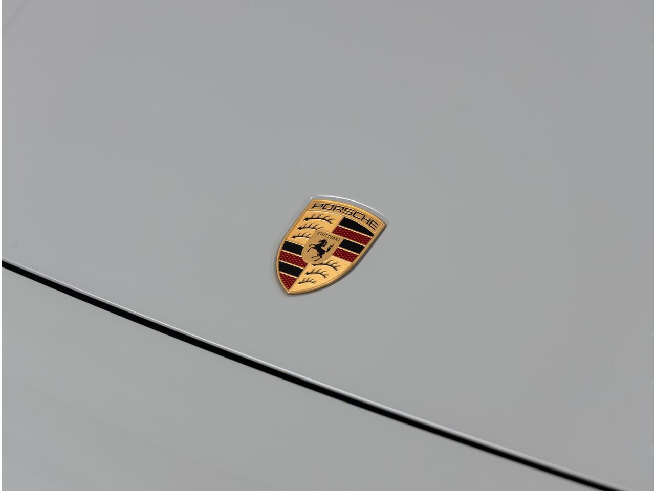 Porsche PANAMERA 4 E-Hybrid