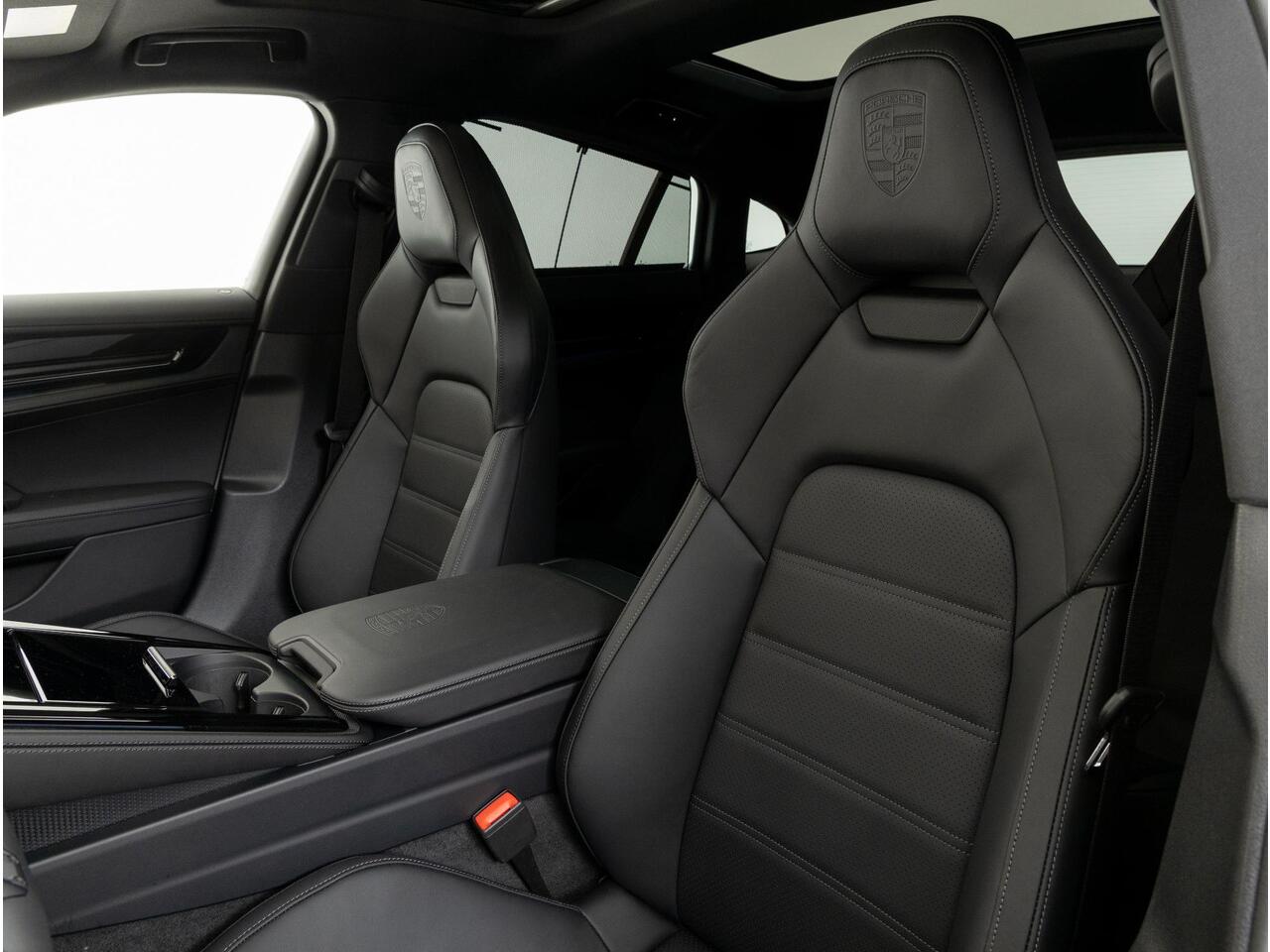 Porsche PANAMERA 4 E-Hybrid
