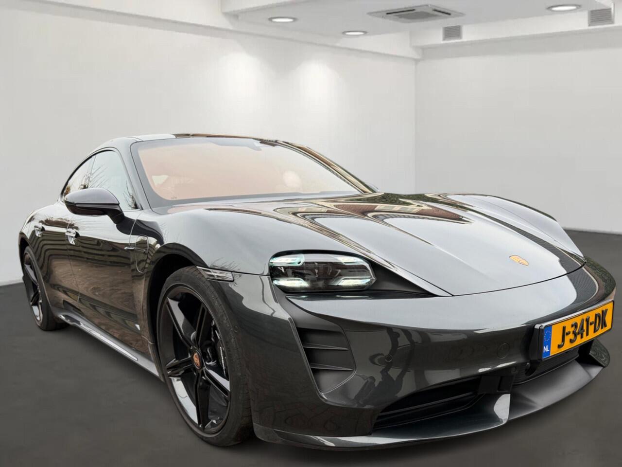 Porsche Taycan Turbo 93 kWh Dealer onderhouden