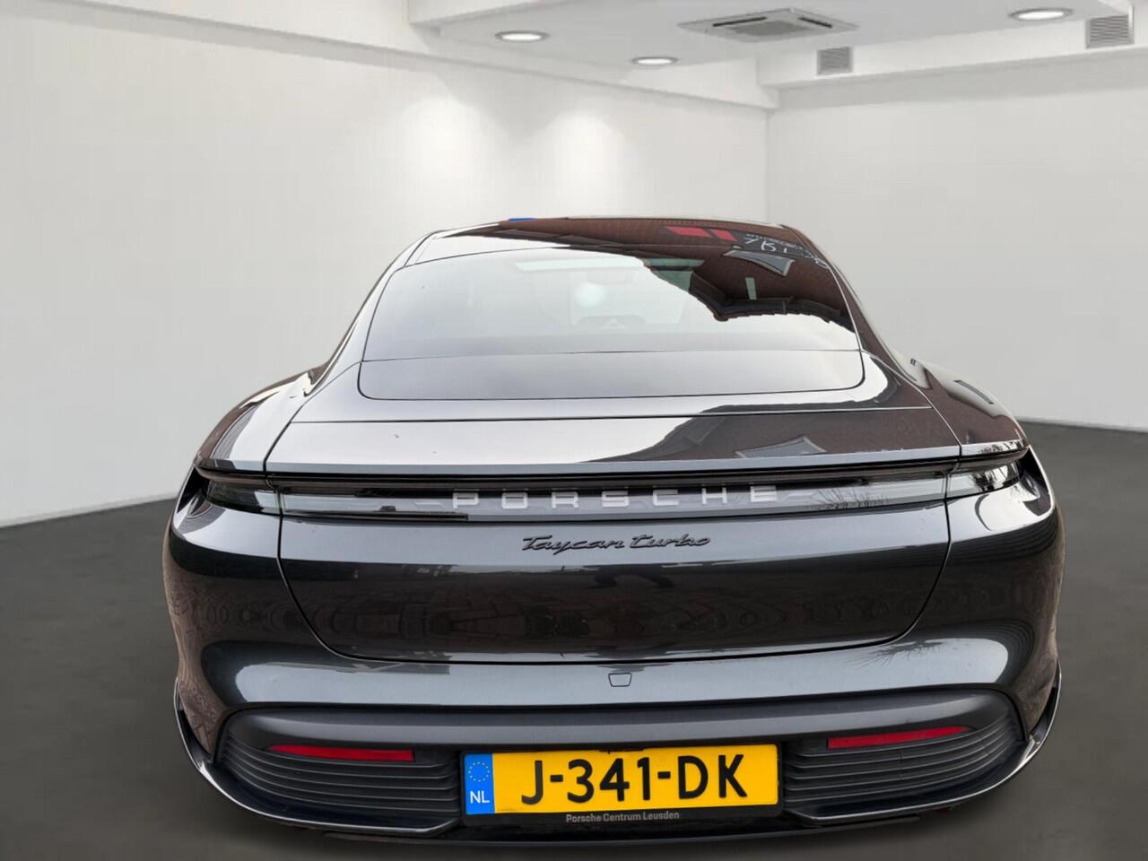 Porsche Taycan Turbo 93 kWh Dealer onderhouden