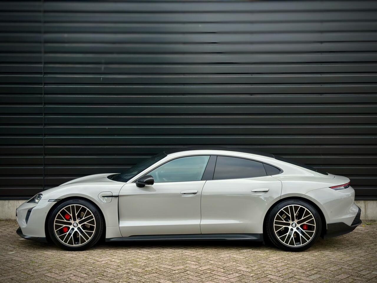 Porsche Taycan 4S Performance 84kWh PANO|CHRONO|KRIJT|DUALSCREEN