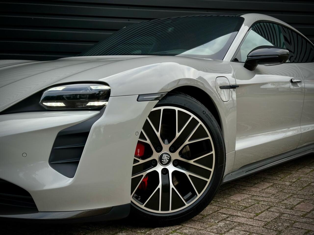 Porsche Taycan 4S Performance 84kWh PANO|CHRONO|KRIJT|DUALSCREEN