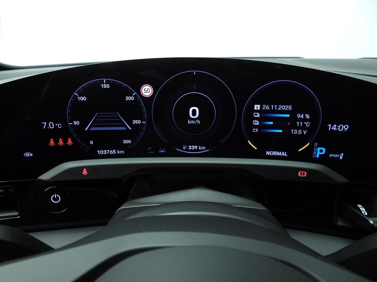 Porsche Taycan Cross Turismo 4 93 kWh | SoH 90,9% | 20" Turbo S | Pano | 360 cam | Luchtvering | Stoel + stuurwiel verwarmd